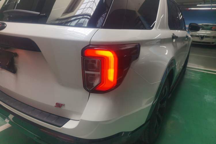 Used Ford Explorer 2020 EcoBoost 285 4x4 Sport Edition ST-LINE 6-Seater Exterior 3