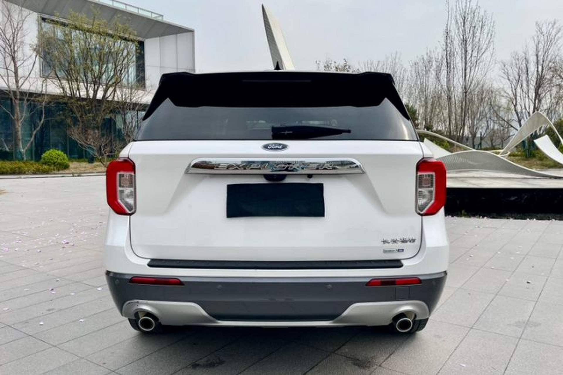 Used Ford Explorer 2020 EcoBoost 285 4x4 Trend Edition 7-Seater Exterior 4