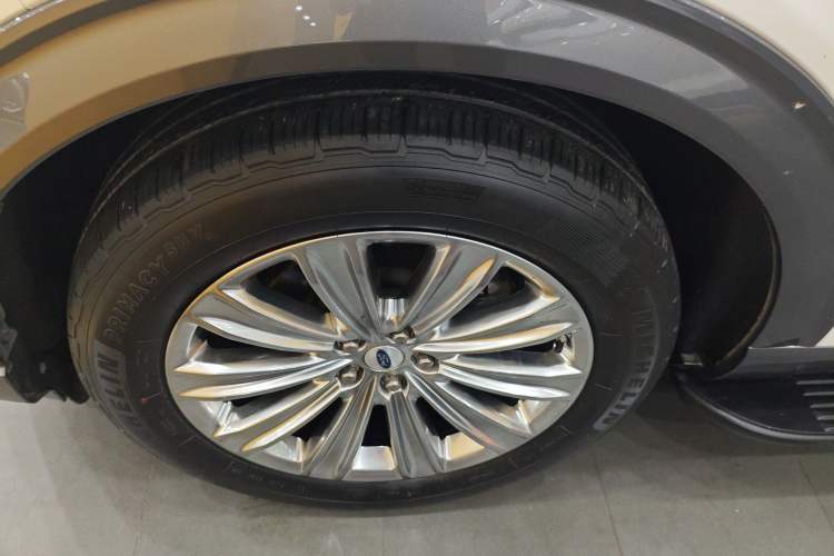 Used Ford Explorer 2020 EcoBoost 285 4x4 Titanium Edition 6 Seats Exterior 4