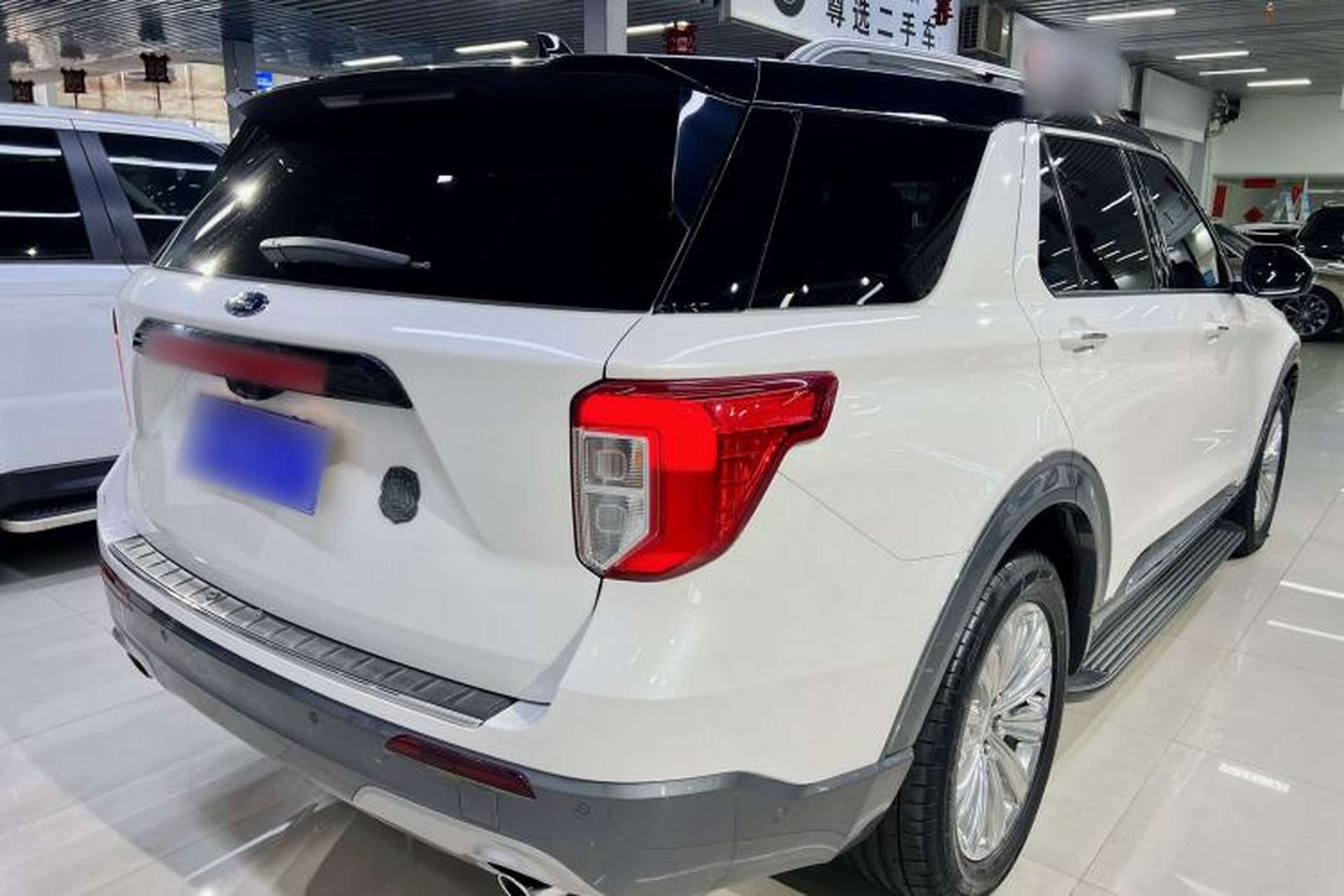 Used Ford Explorer 2020 EcoBoost 285 4x4 Titanium Edition 7-Seater Exterior 5