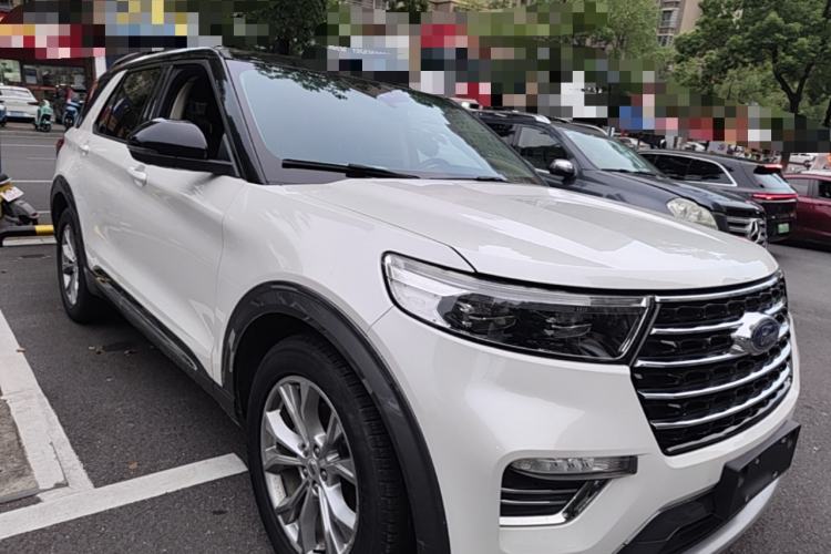Used Ford Explorer 2020 EcoBoost 285 Rear-Drive Trend Edition 7-Seater Front Right 45 Deg