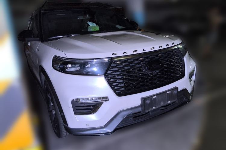 Used Ford Explorer 2020 EcoBoost 285 4x4 Sport Edition ST-LINE 6-Seater Front Right 45 Deg