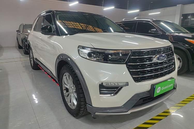 Used Ford Explorer 2020 EcoBoost 285 Rear-Drive Trend Edition 6 Seats Front Right 45 Deg