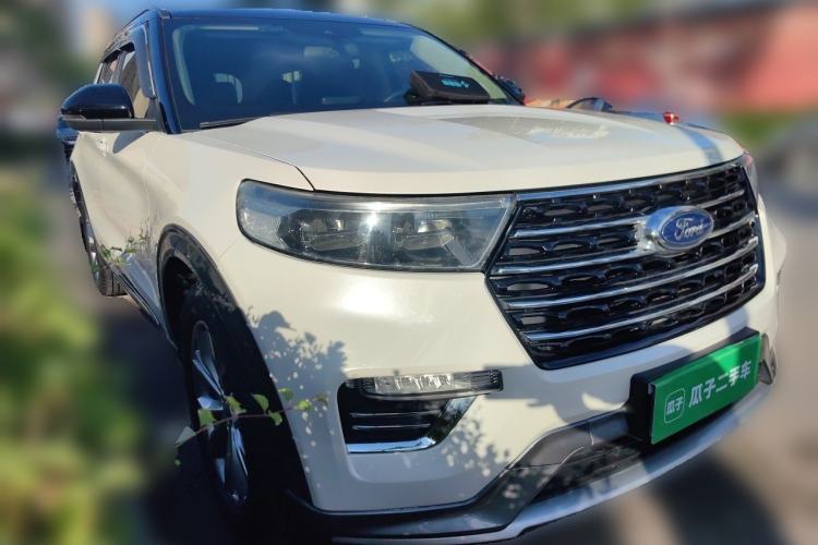 Used Ford Explorer 2020 EcoBoost 285 Rear-Drive Trend Edition 6 Seats Front Right 45 Deg