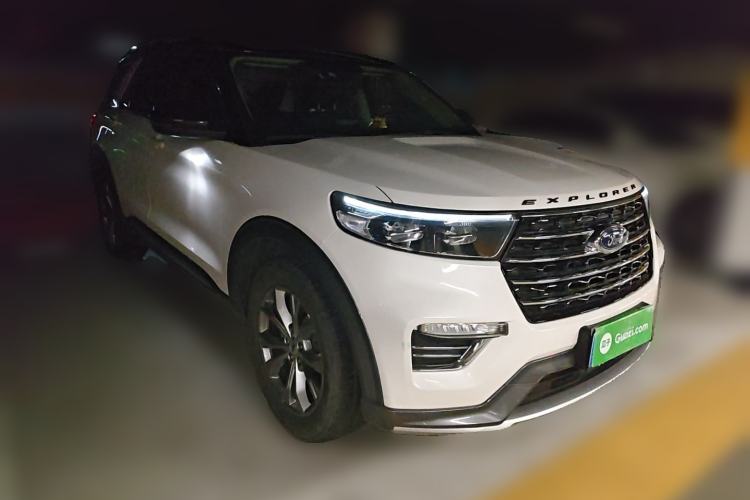 Used Ford Explorer 2020 EcoBoost 285 4x4 Trend Edition 7-Seater Front Right 45 Deg