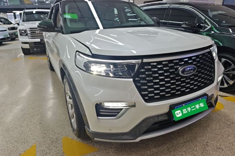 Used Ford Explorer 2020 EcoBoost 285 4x4 Platinum Edition 6 Seats Front Right 45 Deg