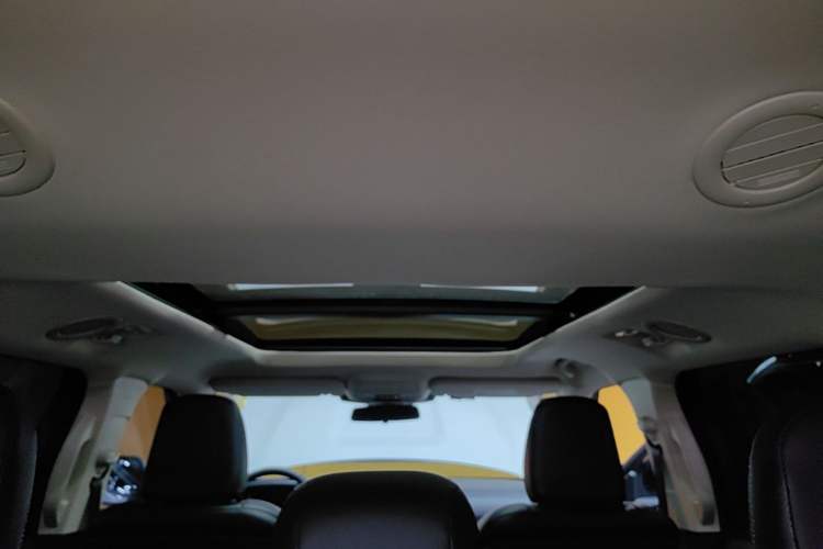 Used Ford Explorer 2020 EcoBoost 285 4x4 Trend Edition 7-Seater Headliner