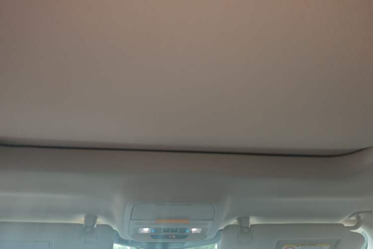 Used Ford Explorer 2020 EcoBoost 285 Rear-Drive Trend Edition 7-Seater Headliner