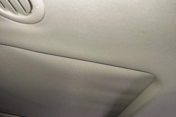 Used Ford Explorer 2020 EcoBoost 285 4x4 Titanium Edition 7-Seater Headliner