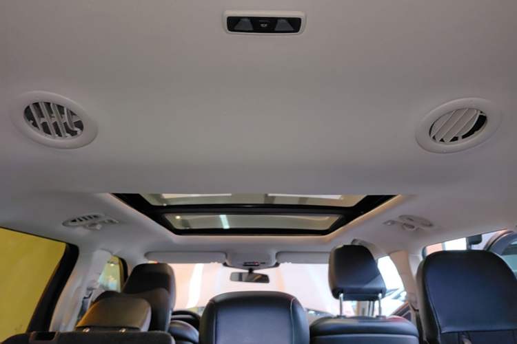 Used Ford Explorer 2020 EcoBoost 285 4x4 Trend Edition 7-Seater Headliner