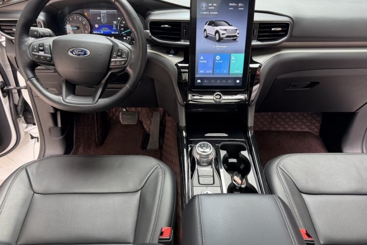 Used Ford Explorer 2020 EcoBoost 285 Four-Wheel Drive Trend Edition 6 Seats Interior 2