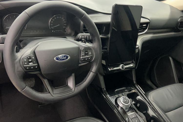 Used Ford Explorer 2020 EcoBoost 285 Four-Wheel Drive Trend Edition 6 Seats Interior 3