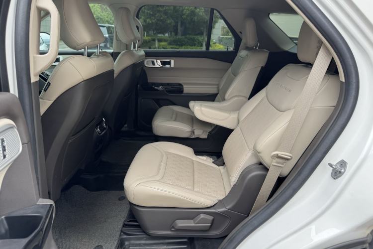Used Ford Explorer 2020 EcoBoost 285 4x4 Platinum Edition 6 Seats Interior 5