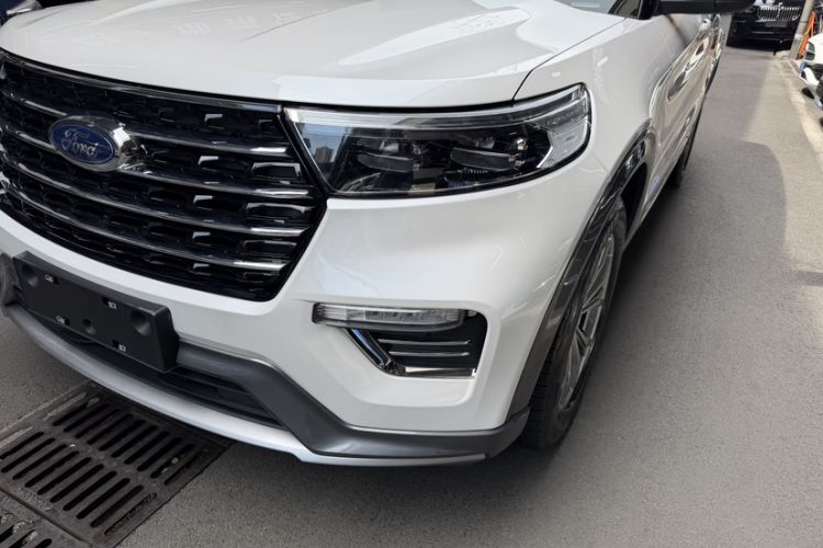 Used Ford Explorer 2020 EcoBoost 285 Four-Wheel Drive Trend Edition 6 Seats Left Front Headlight