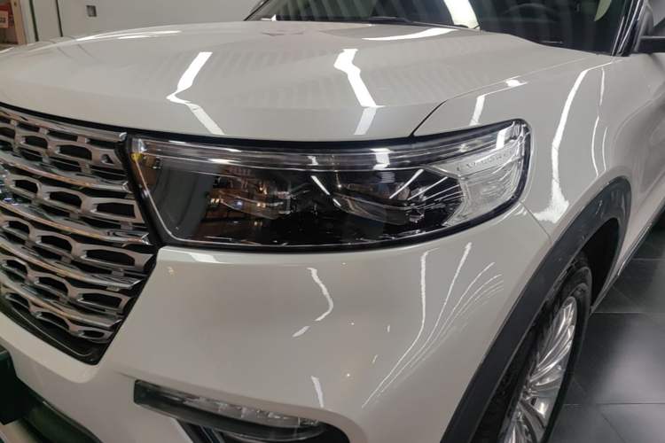 Used Ford Explorer 2020 EcoBoost 285 4x4 Titanium Edition 7-Seater Left Front Headlight