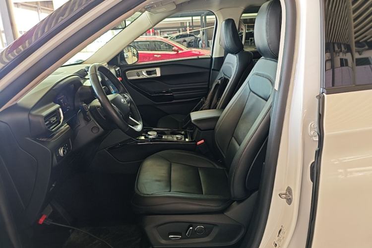 Used Ford Explorer 2020 EcoBoost 285 4x4 Titanium Edition 6 Seats Left Front Seat