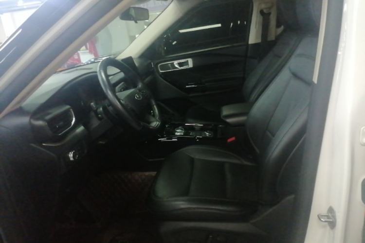 Used Ford Explorer 2020 EcoBoost 285 4x4 Trend Edition 7-Seater Left Front Seat