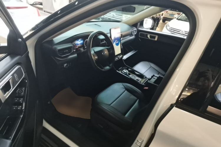 Used Ford Explorer 2020 EcoBoost 285 Four-Wheel Drive Trend Edition 6 Seats Left Front Seat