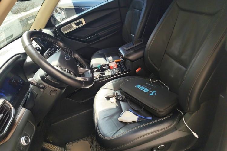 Used Ford Explorer 2020 EcoBoost 285 4x4 Titanium Edition 6 Seats Left Front Seat