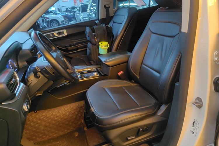 Used Ford Explorer 2020 EcoBoost 285 4x4 Trend Edition 7-Seater Left Front Seat