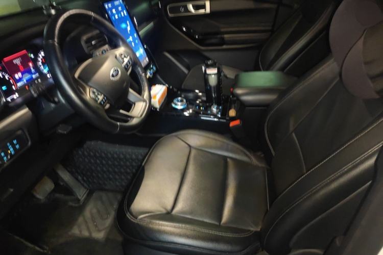 Used Ford Explorer 2020 EcoBoost 285 4x4 Trend Edition 7-Seater Left Front Seat