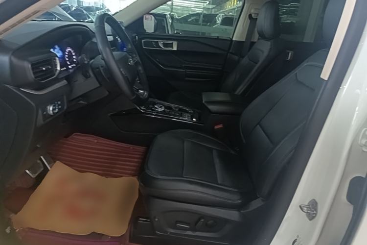 Used Ford Explorer 2020 EcoBoost 285 Rear-Drive Trend Edition 6 Seats Left Front Seat