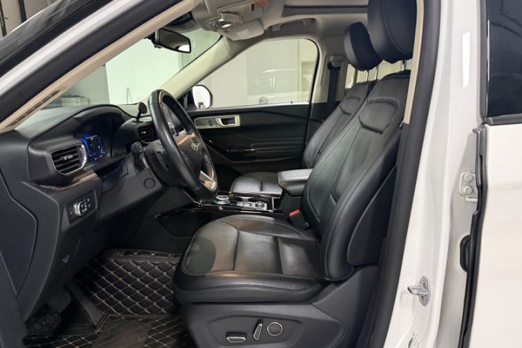 Used Ford Explorer 2020 EcoBoost 285 4x4 Titanium Edition 7-Seater Left Front Seat
