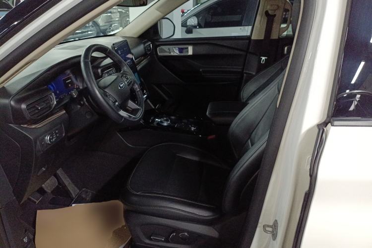Used Ford Explorer 2020 EcoBoost 285 4x4 Titanium Edition 6 Seats Left Front Seat