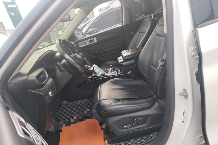 Used Ford Explorer 2020 EcoBoost 285 4x4 Titanium Edition 7-Seater Left Front Seat