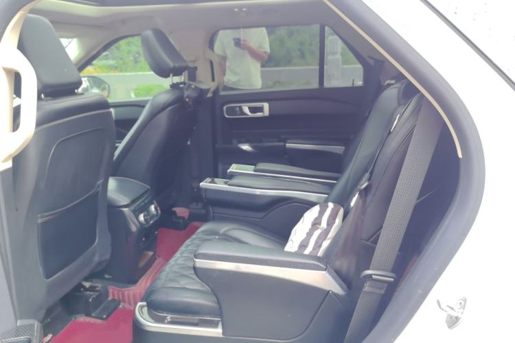Used Ford Explorer 2020 EcoBoost 285 Rear-Drive Trend Edition 6 Seats Left Rear Seat