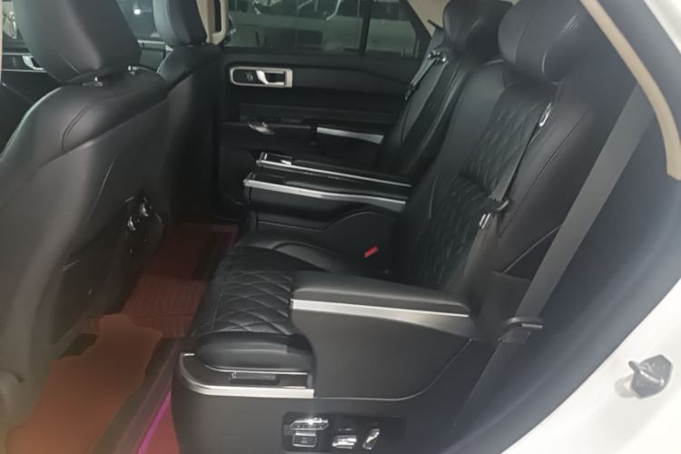 Used Ford Explorer 2020 EcoBoost 285 Rear-Drive Trend Edition 6 Seats Left Rear Seat