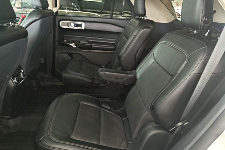 Used Ford Explorer 2020 EcoBoost 285 4x4 Titanium Edition 6 Seats Left Rear Seat