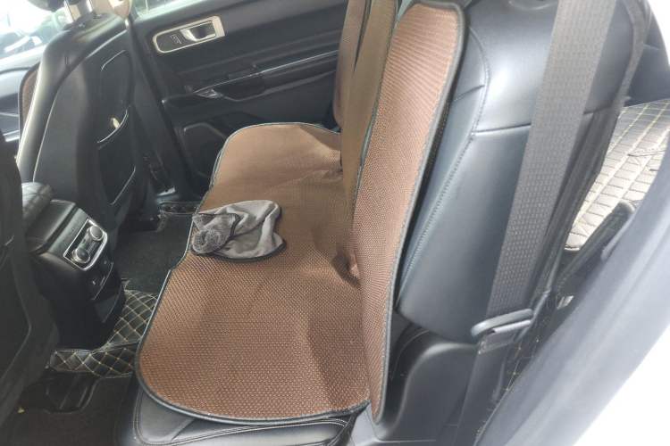 Used Ford Explorer 2020 EcoBoost 285 4x4 Trend Edition 7-Seater Left Rear Seat