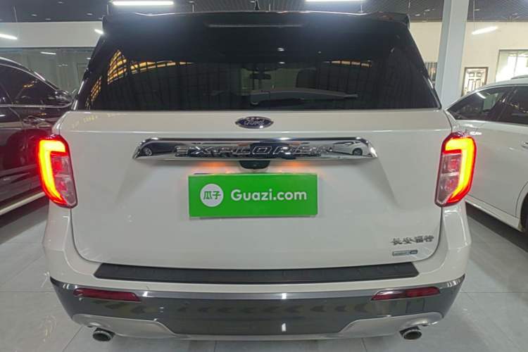 Used Ford Explorer 2020 EcoBoost 285 Rear-Drive Trend Edition 6 Seats Rear