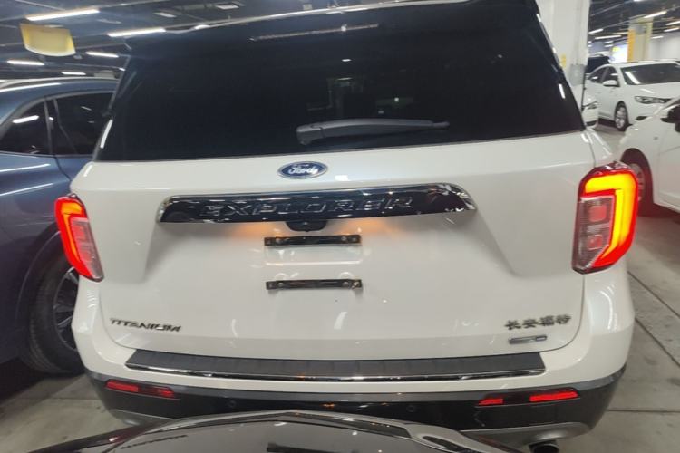 Used Ford Explorer 2020 EcoBoost 285 4x4 Titanium Edition 7-Seater Rear