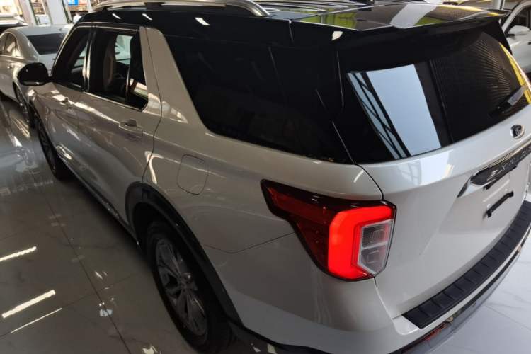 Used Ford Explorer 2020 EcoBoost 285 Four-Wheel Drive Trend Edition 6 Seats Rear Left 45 Deg