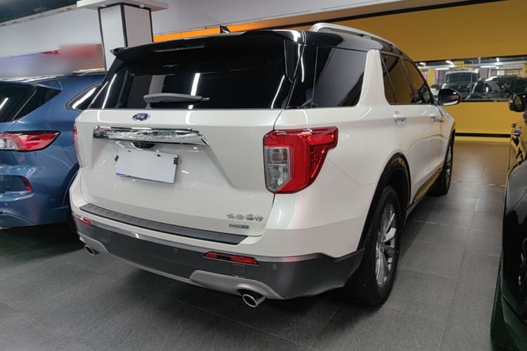 Used Ford Explorer 2020 EcoBoost 285 4x4 Trend Edition 7-Seater Rear Right 45 Deg