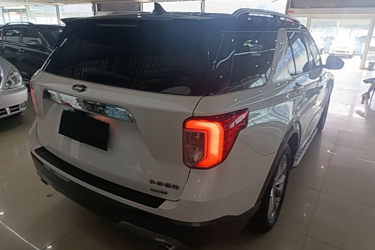 Used Ford Explorer 2020 EcoBoost 285 Rear-Drive Trend Edition 6 Seats Rear Right 45 Deg
