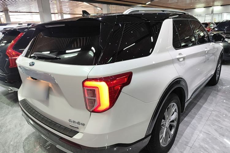 Used Ford Explorer 2020 EcoBoost 285 Rear-Drive Trend Edition 6 Seats Rear Right 45 Deg
