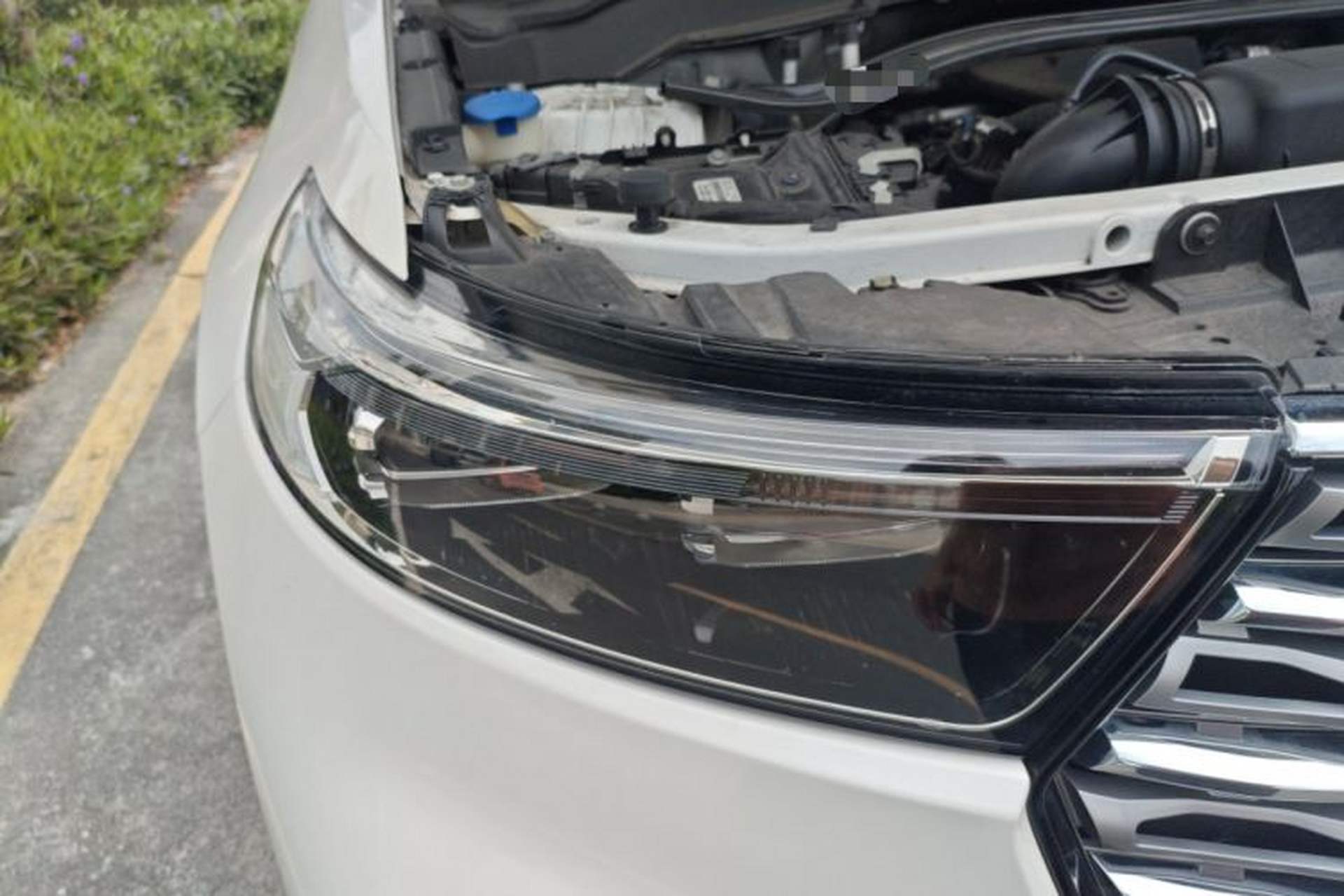 Used Ford Explorer 2020 EcoBoost 285 4x4 Titanium Edition 6 Seats Right Front Headlight