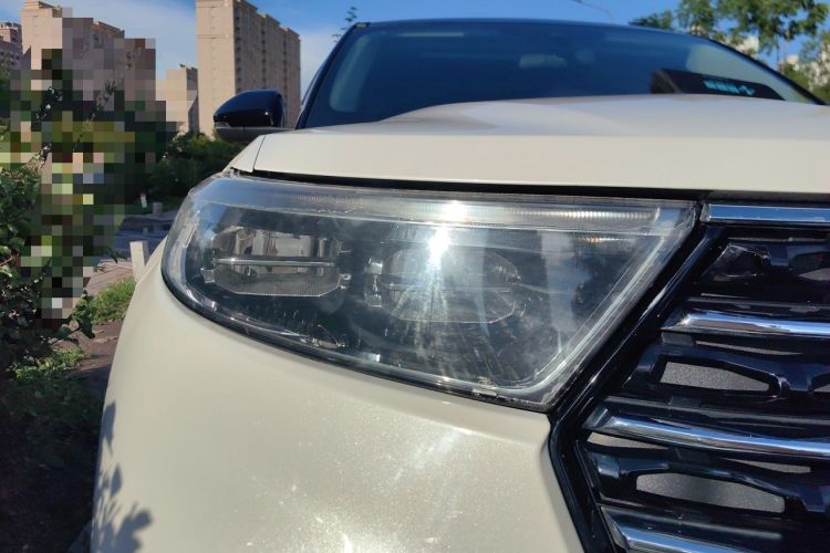 Used Ford Explorer 2020 EcoBoost 285 Rear-Drive Trend Edition 6 Seats Right Front Headlight