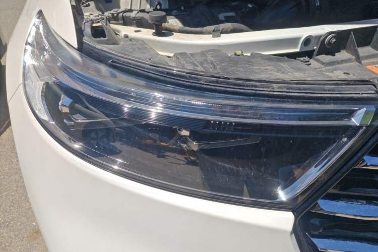 Used Ford Explorer 2020 EcoBoost 285 4x4 Trend Edition 7-Seater Right Front Headlight
