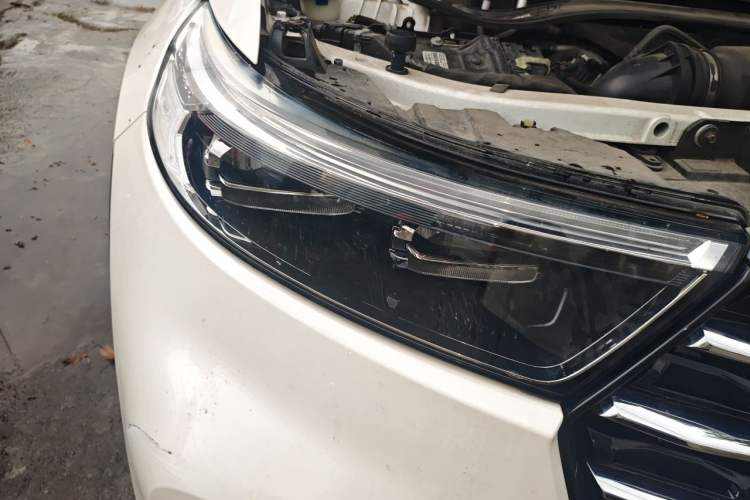 Used Ford Explorer 2020 EcoBoost 285 Rear-Drive Trend Edition 6 Seats Right Front Headlight