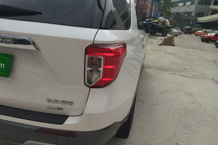 Used Ford Explorer 2020 EcoBoost 285 Rear-Drive Trend Edition 6 Seats Right Rear Taillight