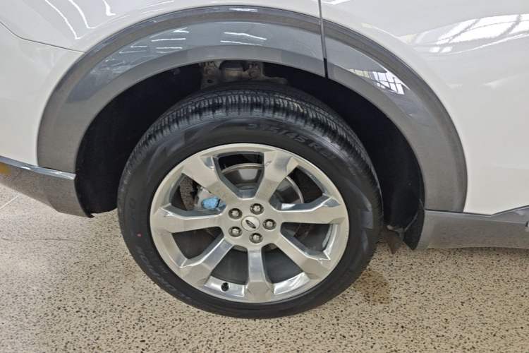 Used Ford Explorer 2020 EcoBoost 285 4x4 Platinum Edition 6 Seats Right Rear Wheel Hub