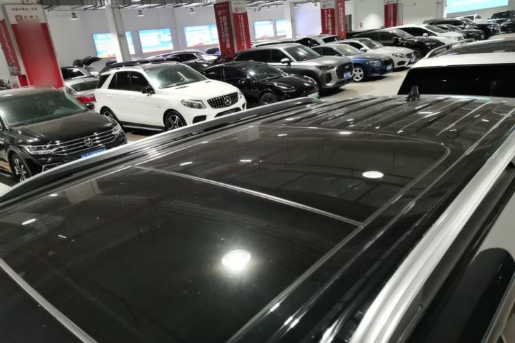 Used Ford Explorer 2020 EcoBoost 285 4x4 Titanium Edition 7-Seater Roof