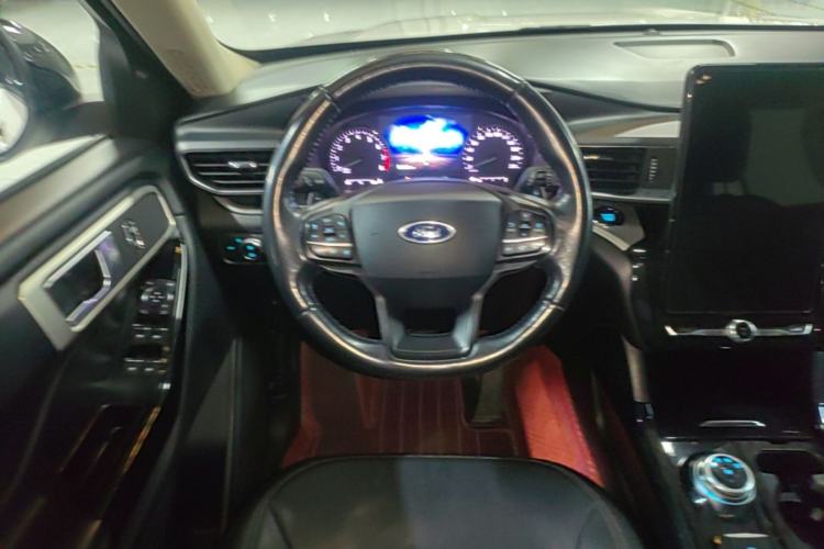 Used Ford Explorer 2020 EcoBoost 285 Rear-Drive Trend Edition 6 Seats Steering Wheel