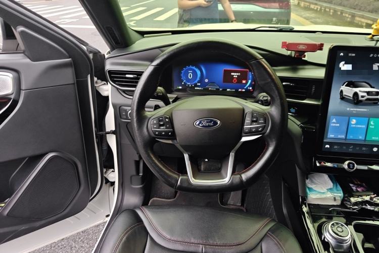 Used Ford Explorer 2020 EcoBoost 285 4x4 Sport Edition ST-LINE 6-Seater Steering Wheel