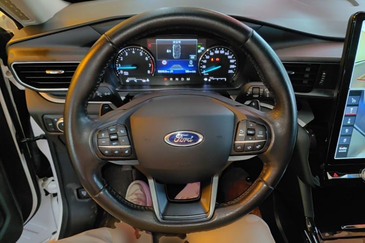 Used Ford Explorer 2020 EcoBoost 285 4x4 Trend Edition 7-Seater Steering Wheel