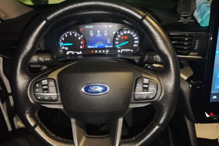 Used Ford Explorer 2020 EcoBoost 285 Rear-Drive Trend Edition 7-Seater Steering Wheel